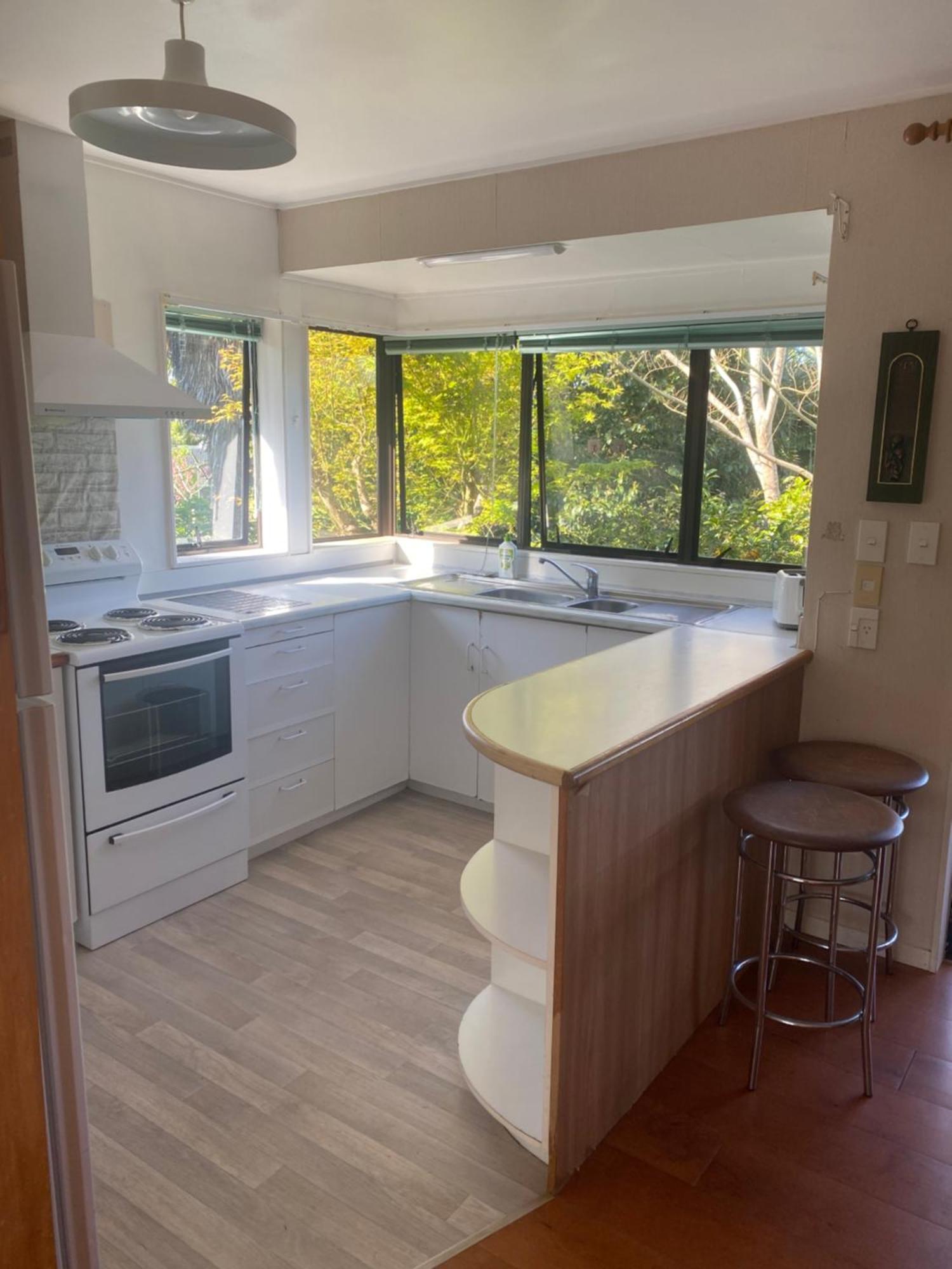 Beautiful Estuary Views In Shelly Park Villa Auckland Exterior foto
